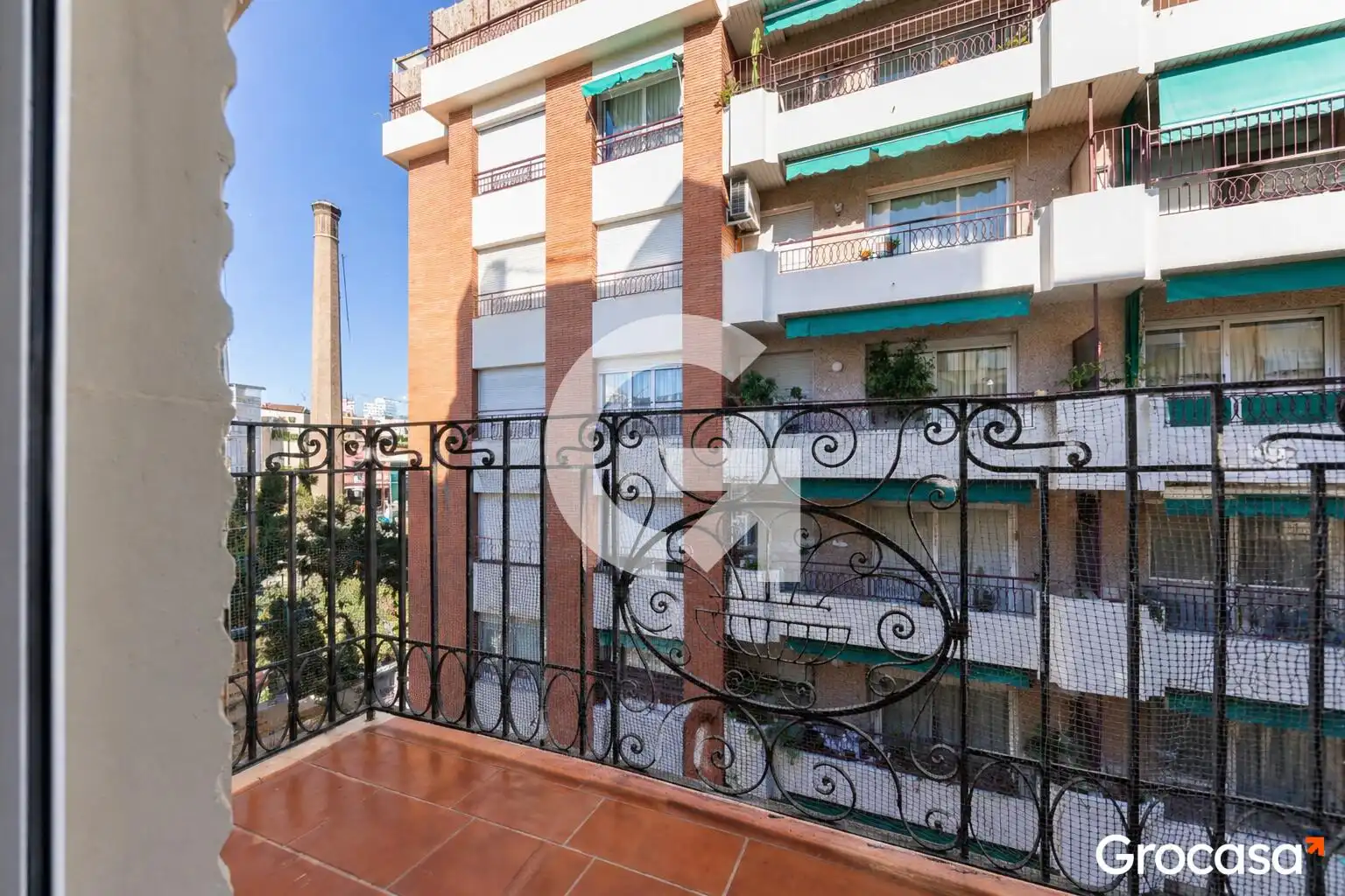 Balcony of Flat for sale in Barcelona  with Air Conditioner, Oven and Washing machine