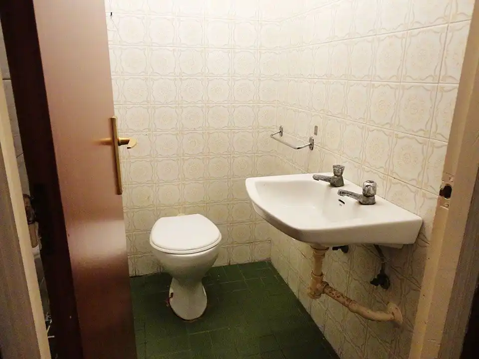 Bathroom of Flat for sale in Salas de los Infantes, Burgos