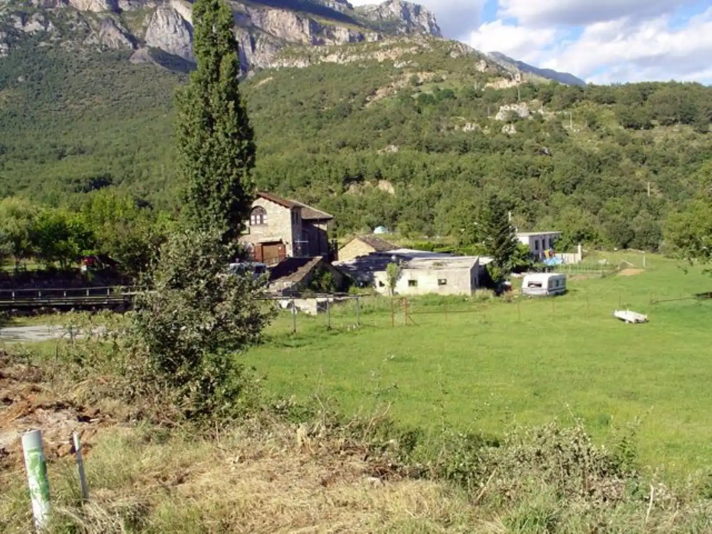 Vista exterior de Finca rústica en venda en El Pueyo de Araguás