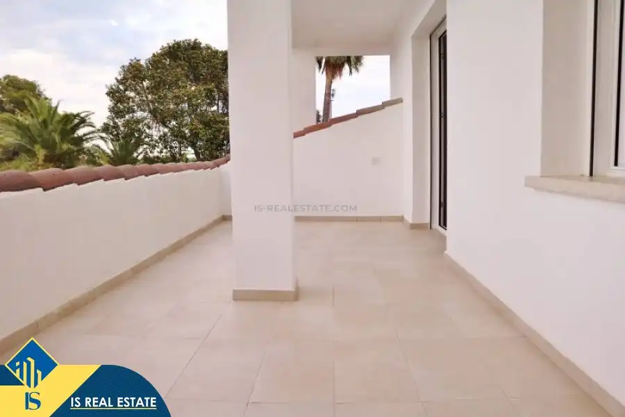 Terrassa de Casa o xalet en venda en Alicante / Alacant amb Terrassa, Moblat i Piscina comunitària