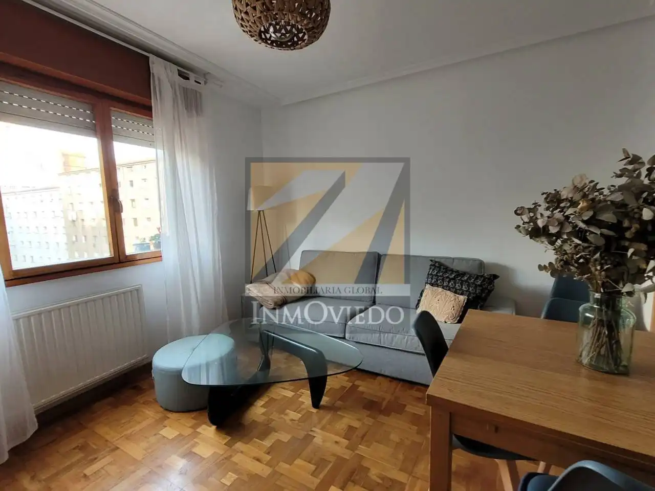 Wohnzimmer von Wohnung zur Miete in Oviedo  mit Heizung