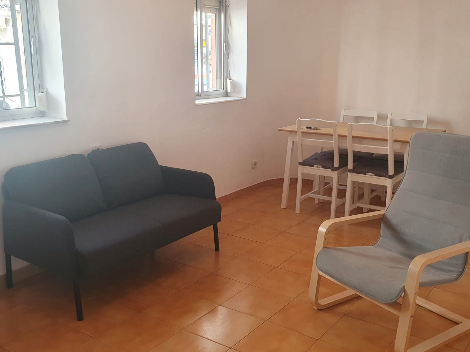 Living room of Flat to rent in  Granada Capital  with Furnished, Washing machine and TV