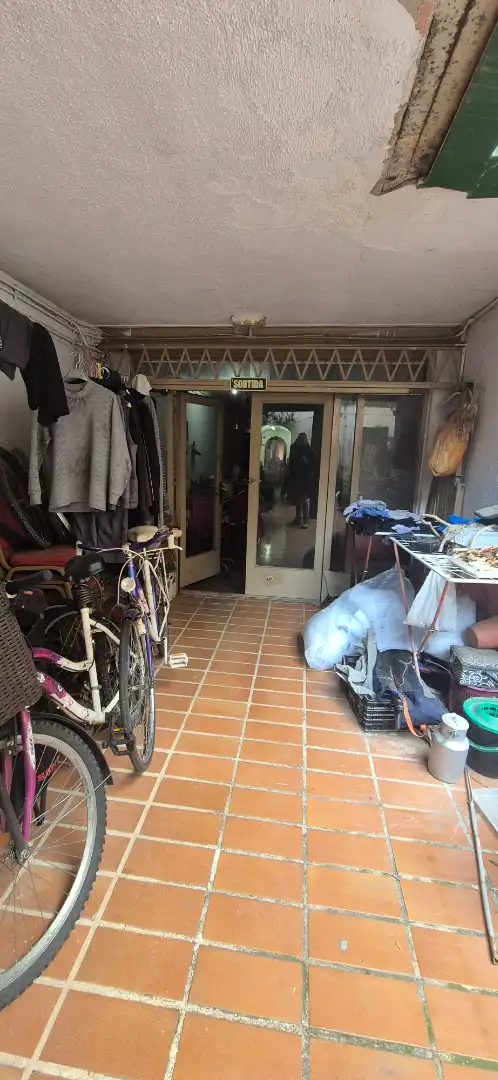Commercial properties for sale in Santa Coloma de Gramenet  with Terrace