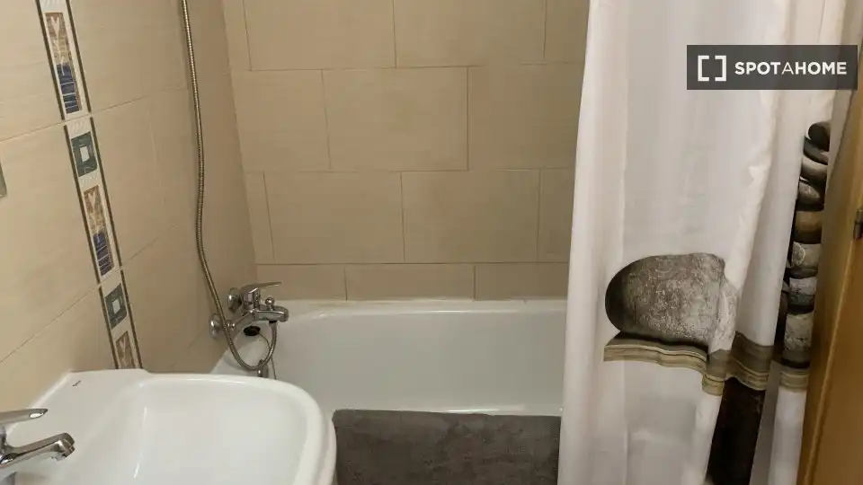 Baño de Piso de alquiler en Sagunto / Sagunt con Aire acondicionado, Calefacción y Amueblado
