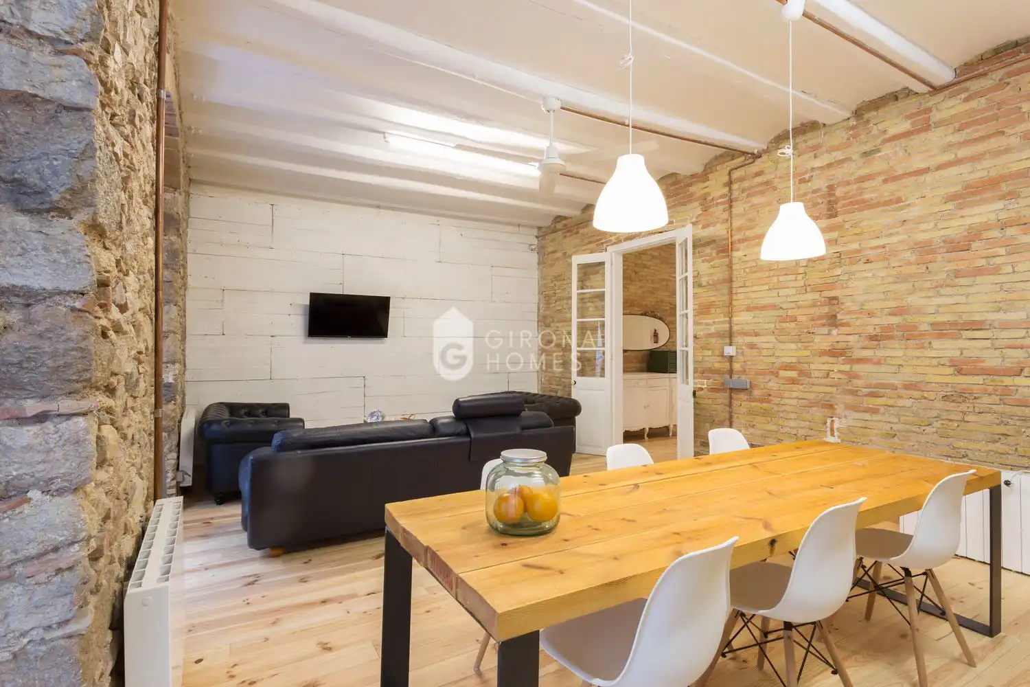 Living room of Apartments for sale in Girona  with Heating, Private garden and Terrace