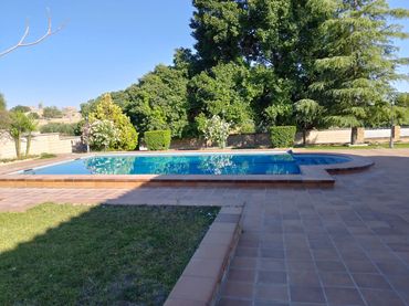 Villa con piscina in vendita a Úbeda