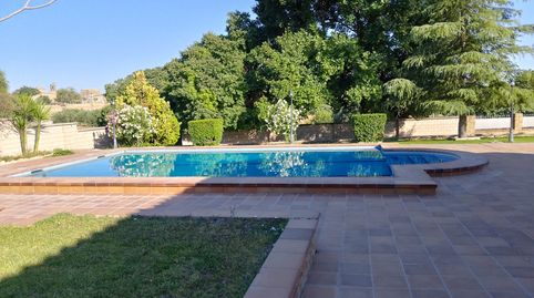 SE VENDE PRECIOSO CHALET EN URBANIZACION SAN BARTOLOME-UBEDA