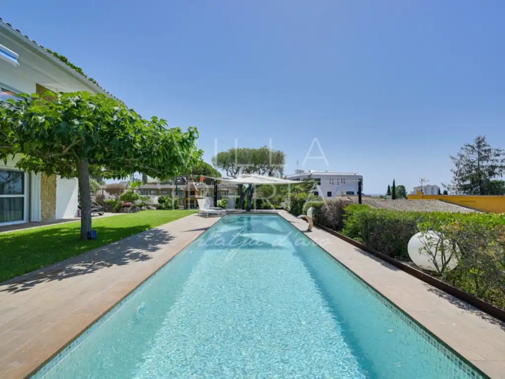 Jardín de Casa o chalet en venta en Castell d'Aro, Platja d'Aro i s'Agaró con Aire acondicionado, Calefacción y Jardín privado