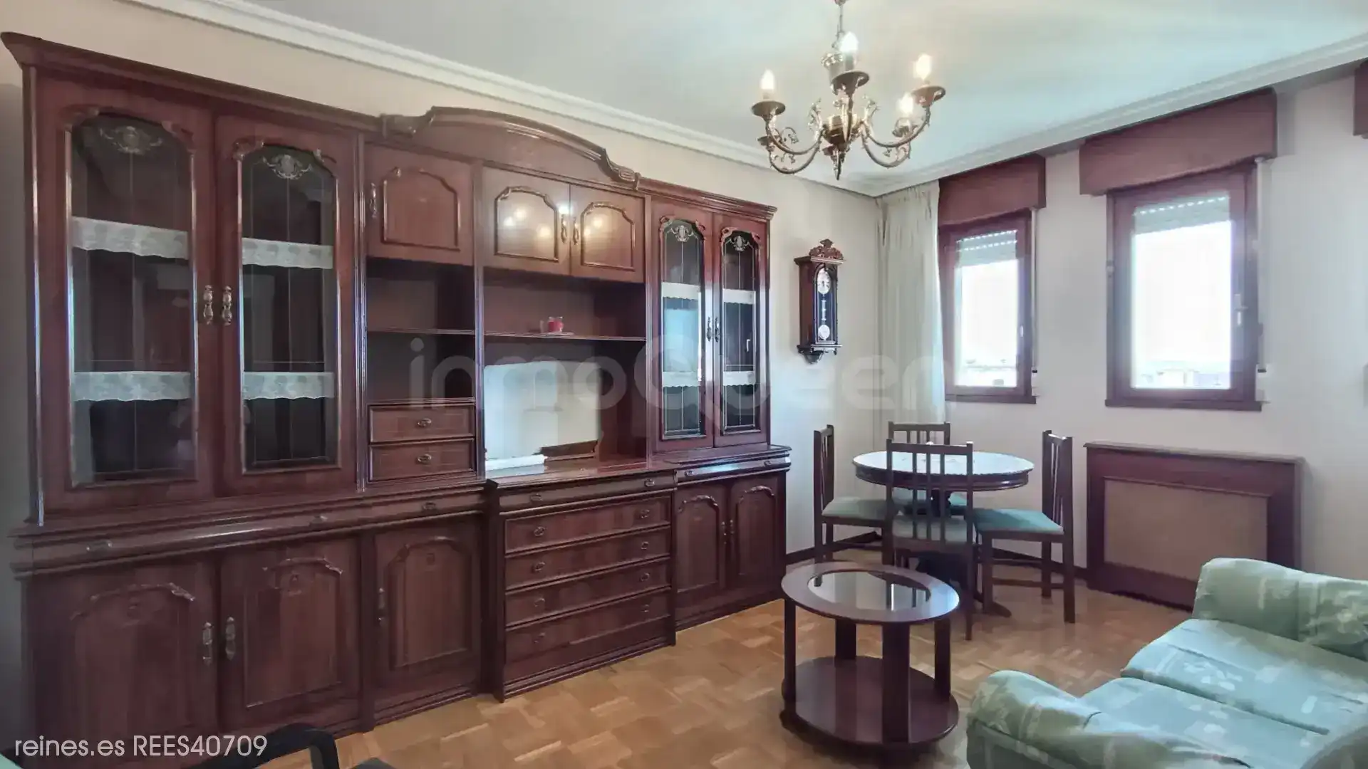 Sala de estar de Apartamento de alquiler en Siero con Calefacción y Amueblado
