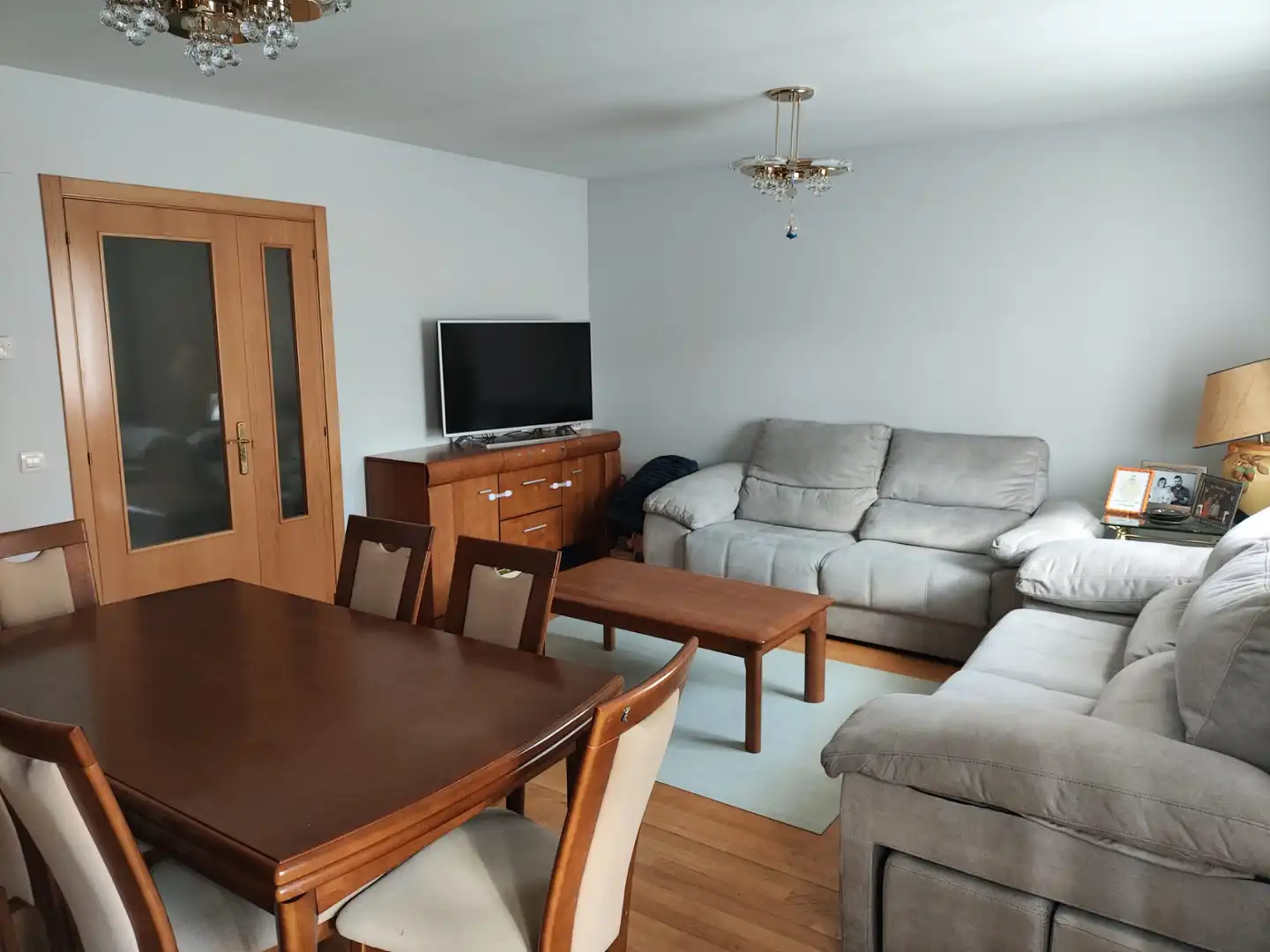Sala de estar de Piso en venta en Peñafiel con Calefacción, Parquet y Terraza