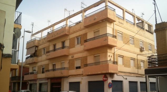 Vista exterior de Piso en venta en Motril