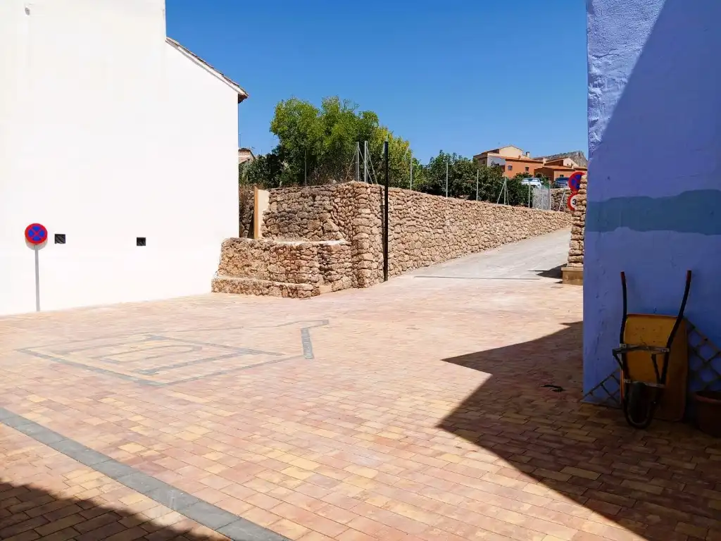 Parking of Houses for sale in Chelva  with Storage room and Balcony