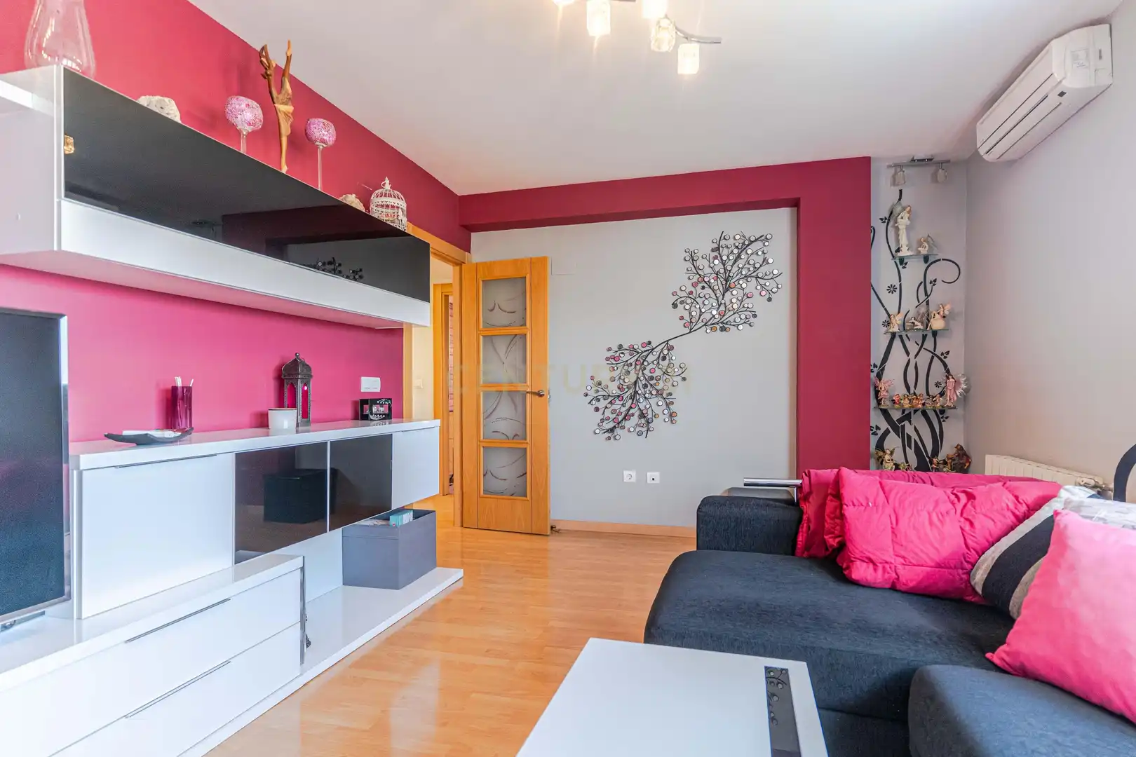 Living room of Flat for sale in Granada  with Air Conditioner