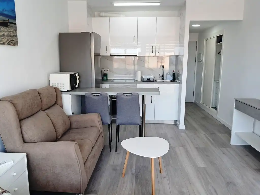 Küche von Wohnung zum Verkauf in El Ejido mit Klimaanlage und Möbliert