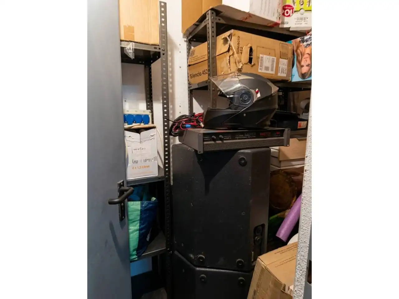 Garage zum Verkauf in Manresa mit Alarm