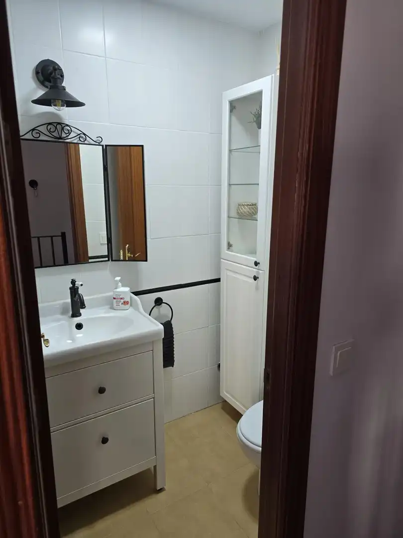 Bany de Casa o xalet en venda en Cazalla de la Sierra amb Aire condicionat, Calefacció i Jardí privat