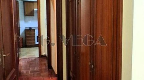 Foto 3 de Piso en venta en Zamora, 88, O Castro, Vigo