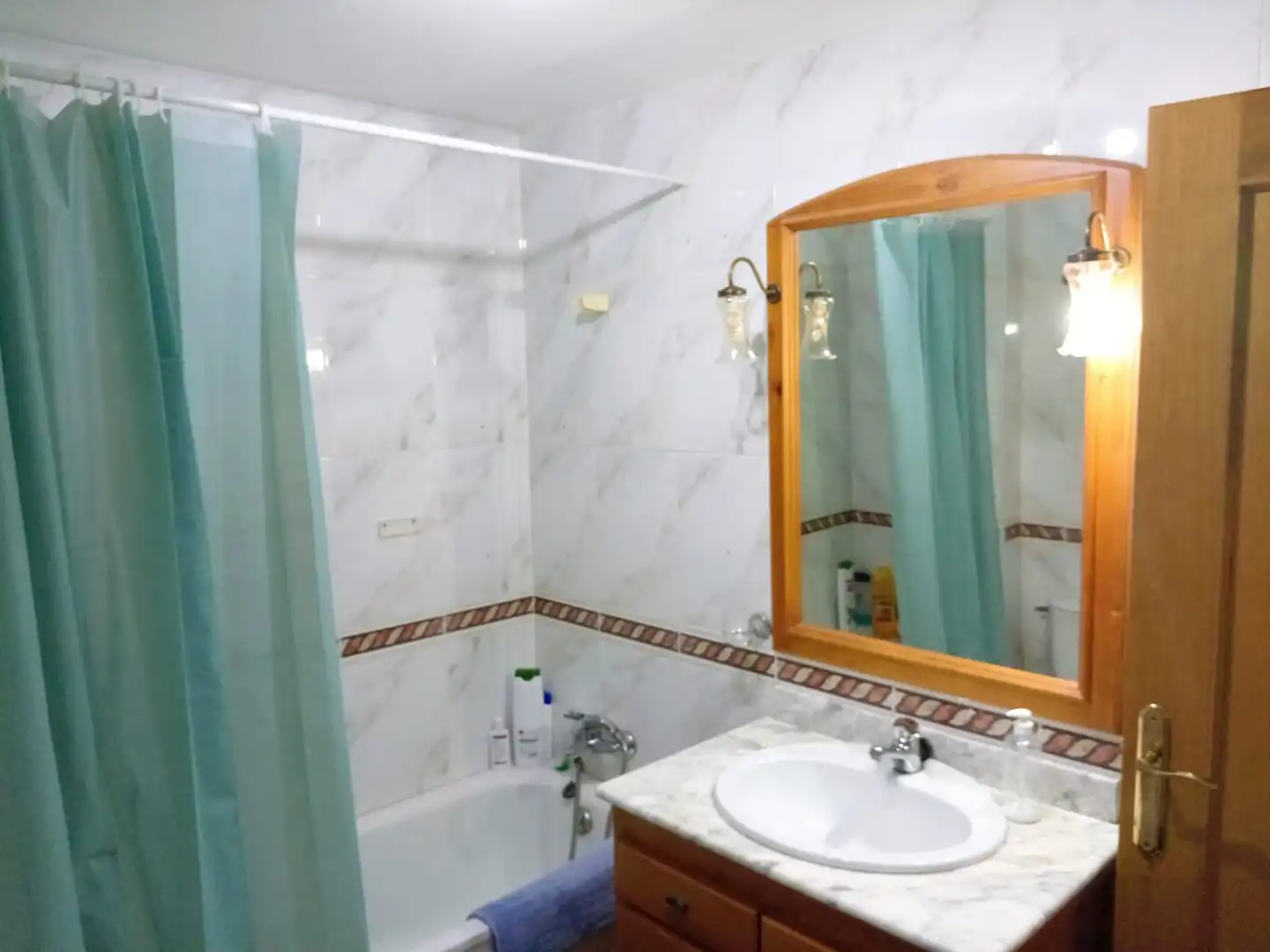Bathroom of Flat for sale in Murcia  with Air Conditioner, Heating and Storage room