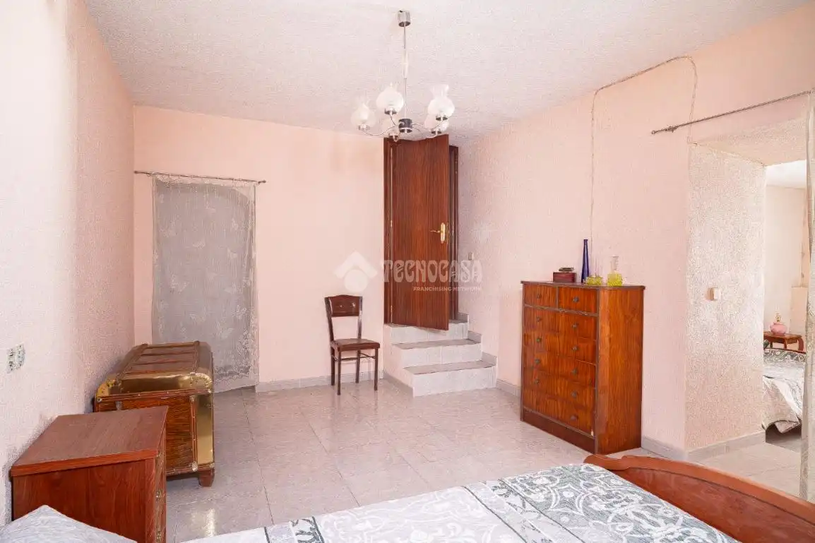 Detached homes for sale in Sabiote
