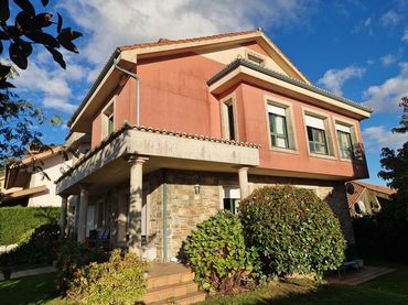 Villa con balcone in vendita a Rúa Fonte do Briso