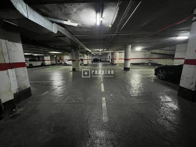 Garaje en Venta en MAUDES en Ríos Rosas - Nuevos Ministerios