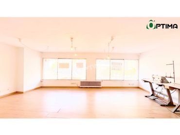 Bureau avec ascenseur à vendre à Avenida Lugo