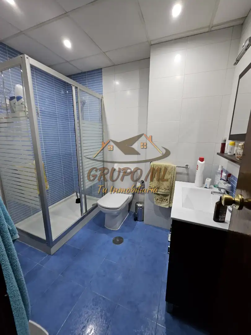 Bany de Pis en venda en Jaén amb Aire condicionat, Calefacció i Parquet