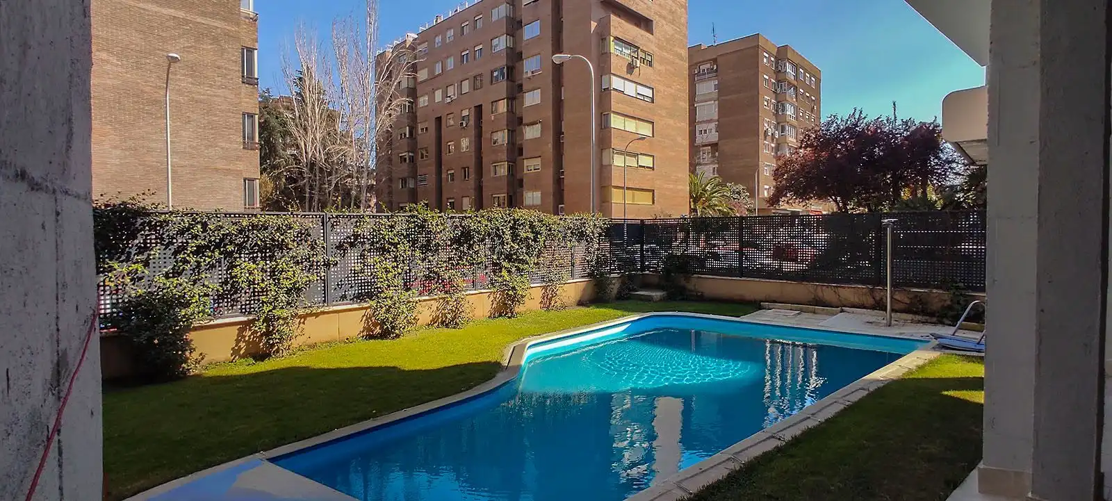 Swimming pool of Apartments for sale in Madrid  with Air Conditioner, Heating and Private garden
