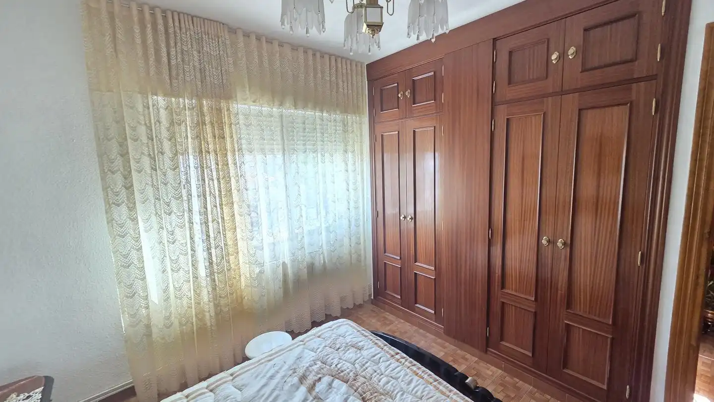 Habitación de Casa o chalet de alquiler en Barajas de Melo con Calefacción y Amueblado