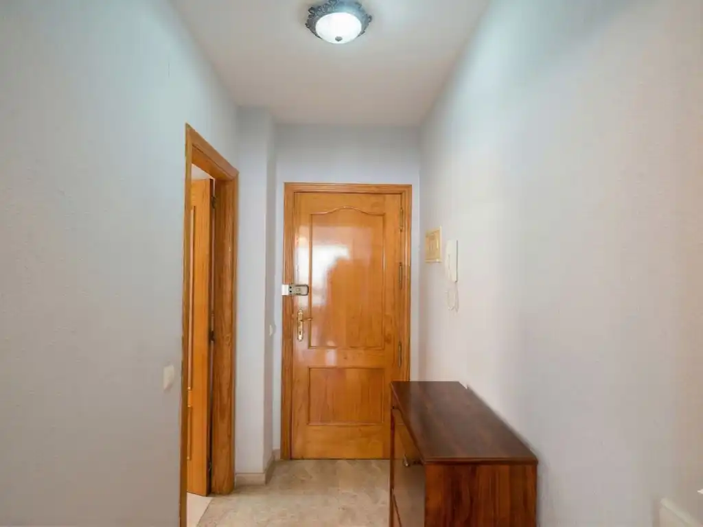 Flat for sale in Fuengirola  with Air Conditioner, Private garden and Terrace