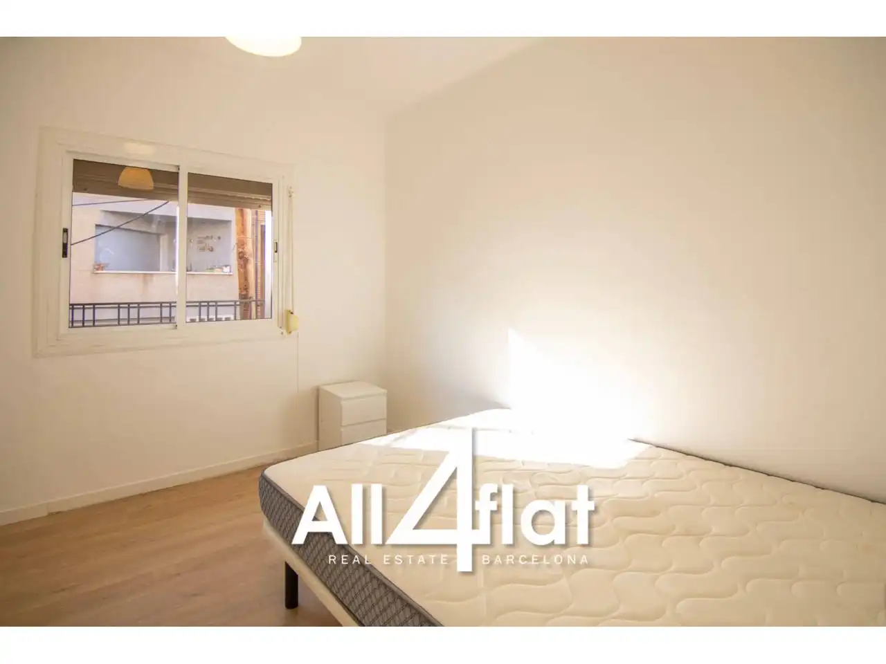 Habitación de Piso de alquiler en L'Hospitalet de Llobregat con Amueblado