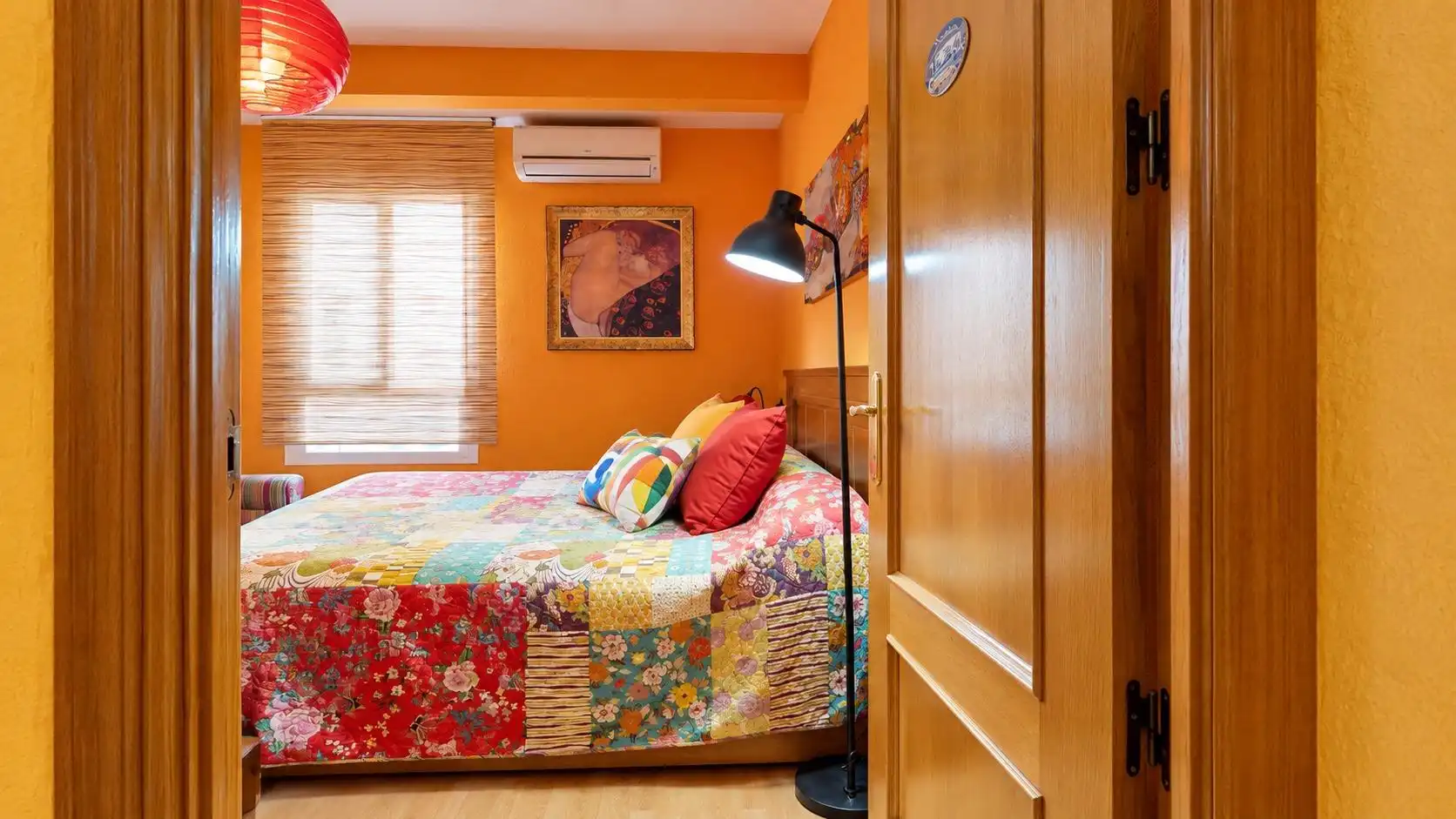Habitación de Piso en venta en Plaza de Toros - Santa Rita