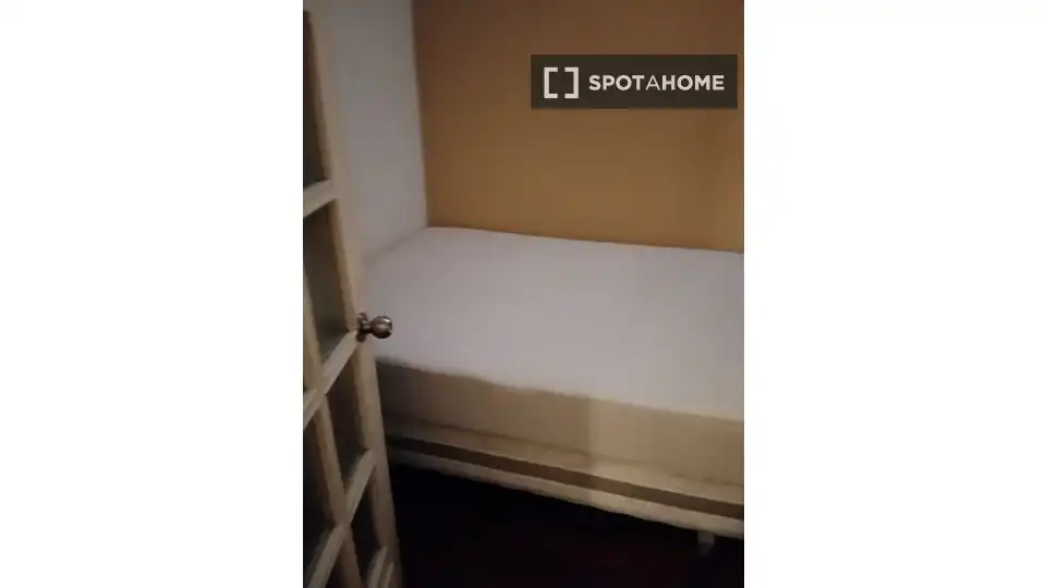 Appartamento con terrazza in affitto a Ciutat Vella, imagen 15
