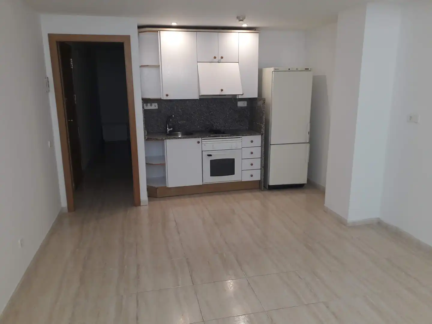Wohnung zur Miete in Carrer de la Creu d'en Muntaner, 24, Centre