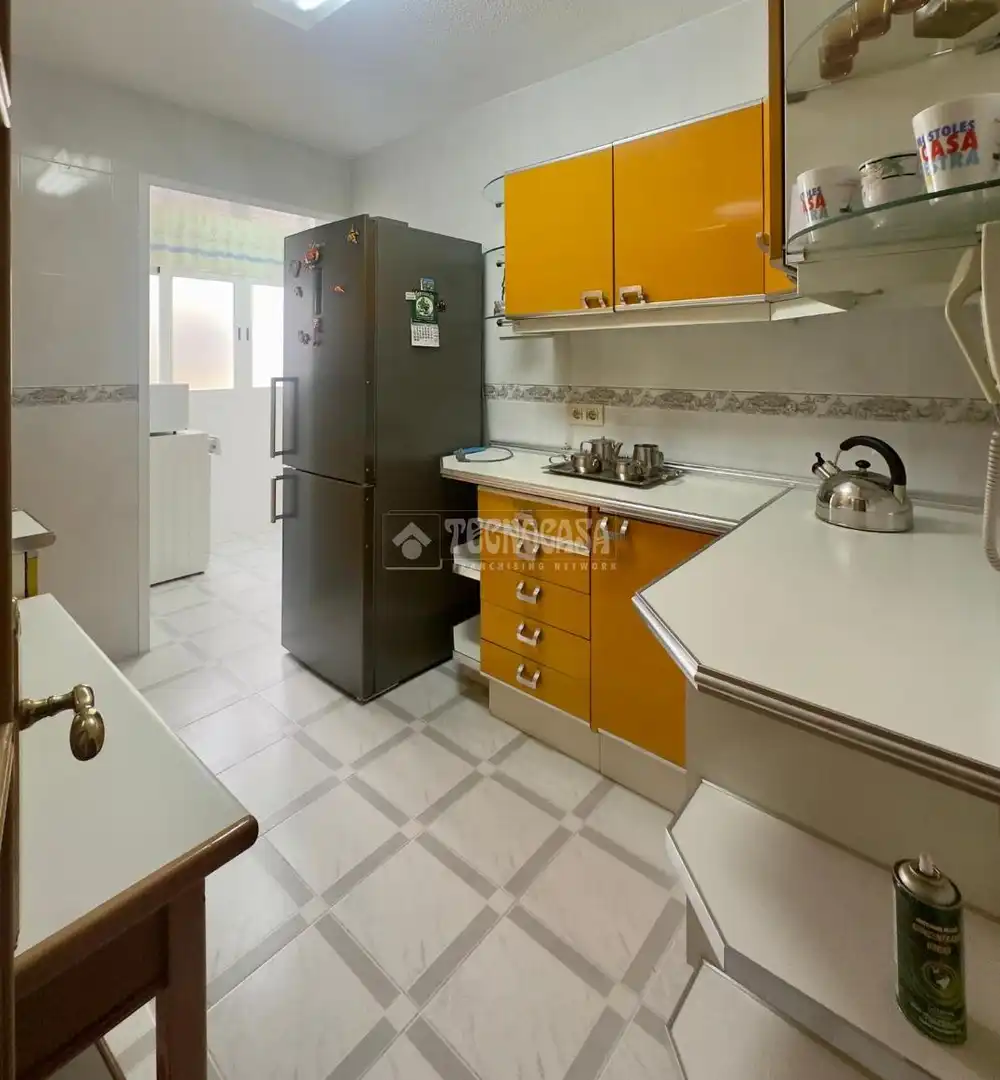 Cocina de Piso en venta en Móstoles con Aire acondicionado y Terraza