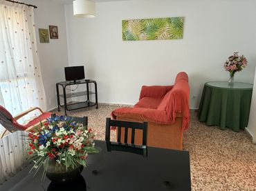 Flat with balcony to rent in Los Barrios