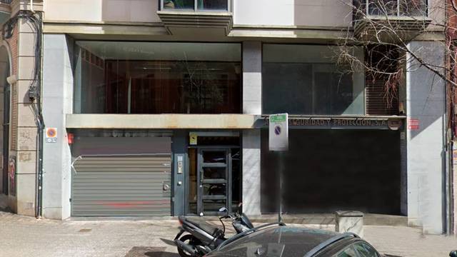 Local comercial en Venta en Carrer del dos de Maig en Sagrada Família