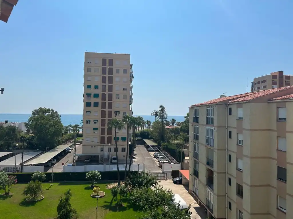 Piso con ascensor en venta en Calle Apostol Santiago, imagen 8