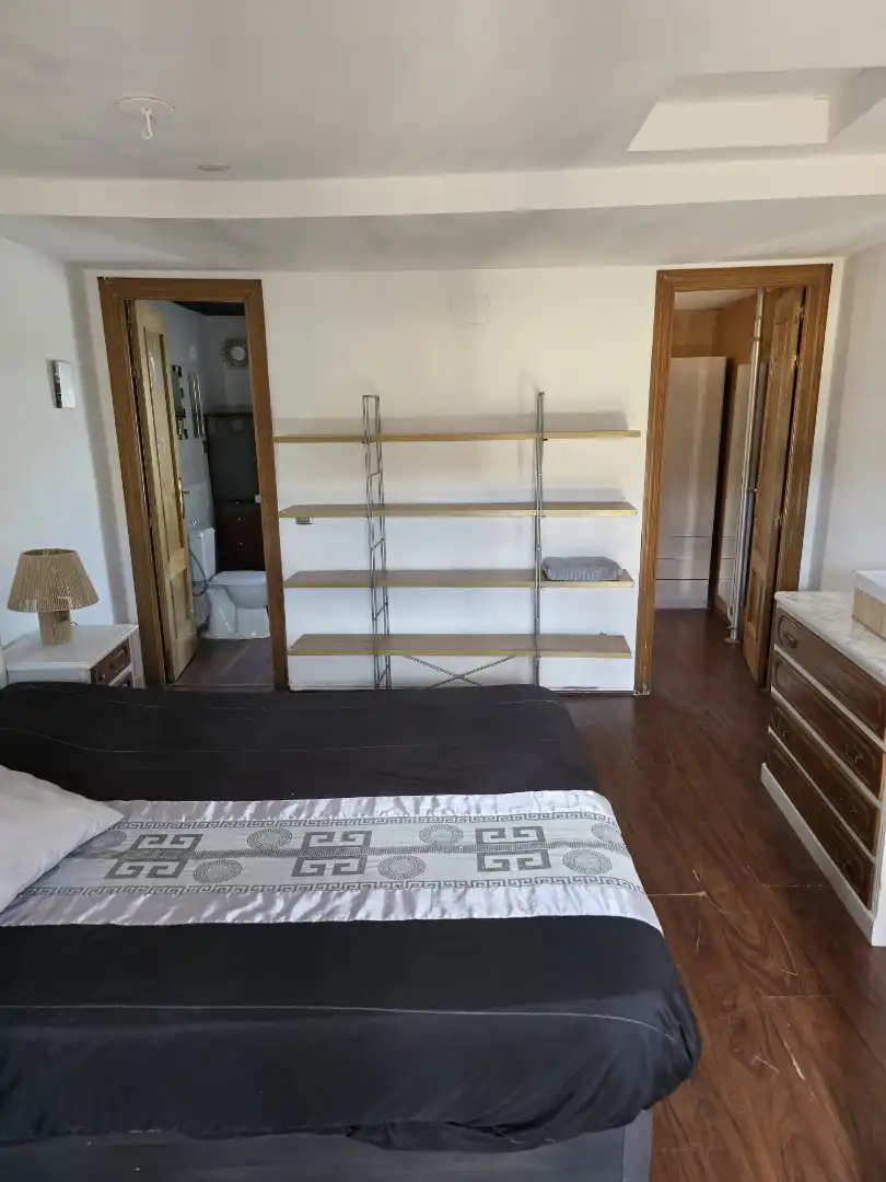 Habitación de Casa adosada en venta en  Logroño con Terraza, Trastero y Amueblado