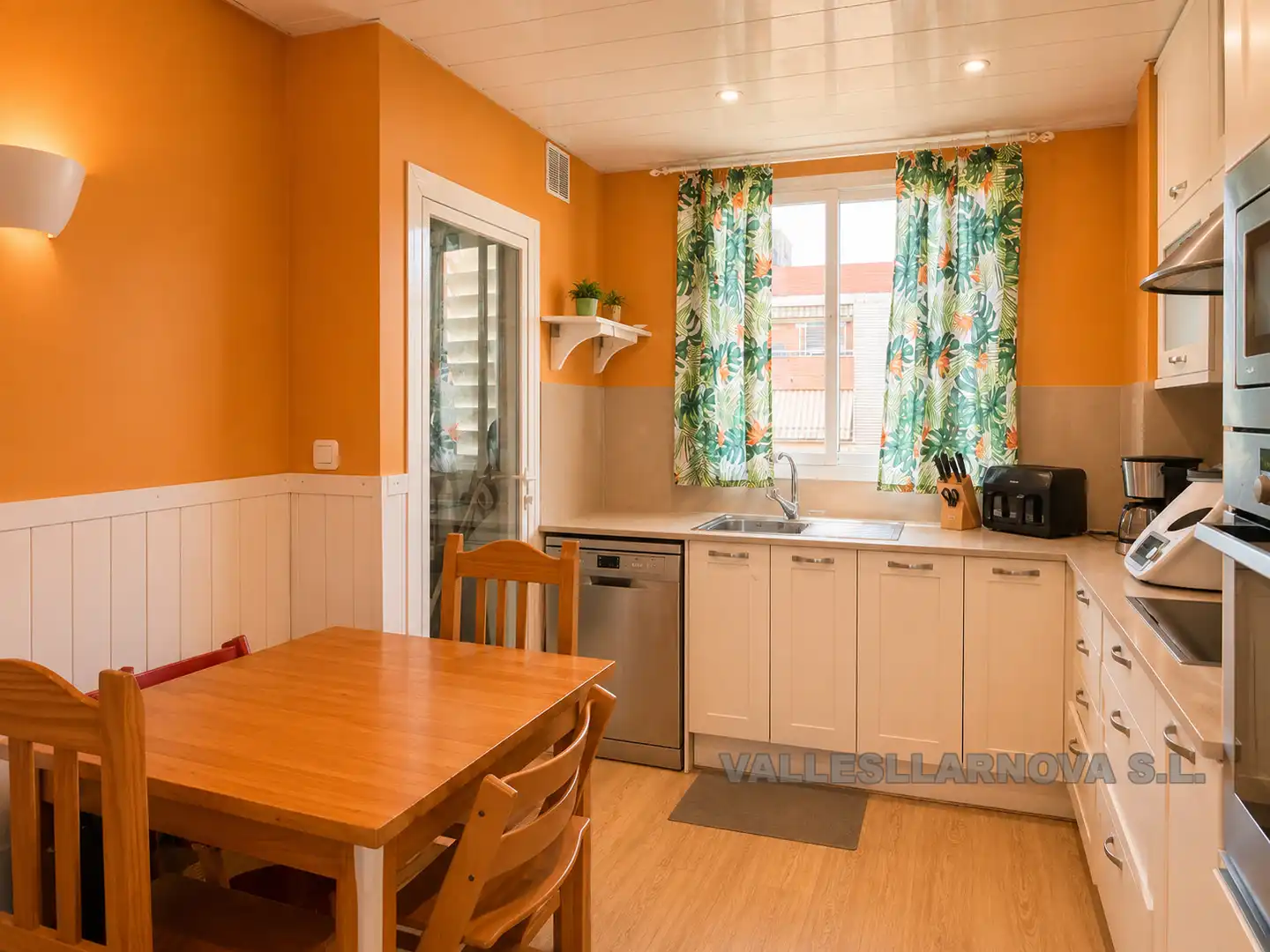Cocina de Piso en venta en Mollet del Vallès con Calefacción, Parquet y Terraza
