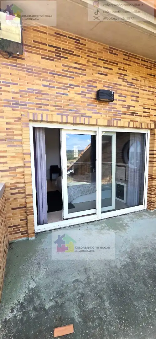 Balcony of Houses for sale in Sariegos  with Air Conditioner, Heating and Private garden