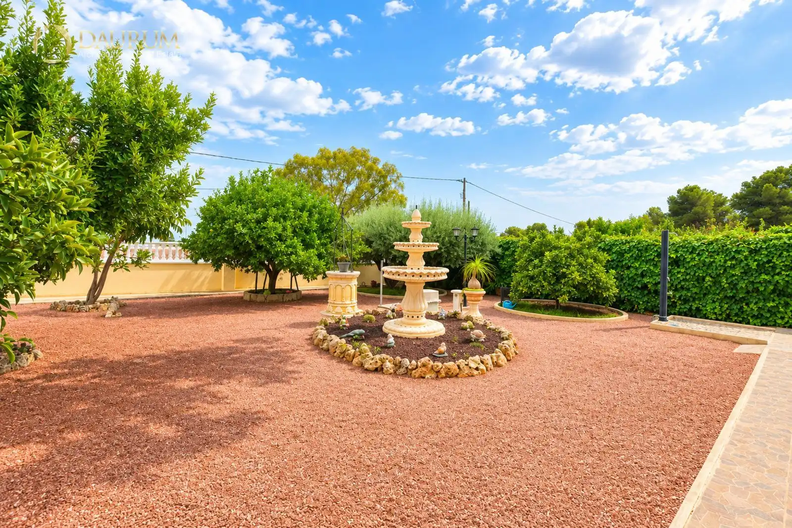 Jardí de Casa o xalet en venda en Alicante / Alacant amb Aire condicionat, Calefacció i Terrassa