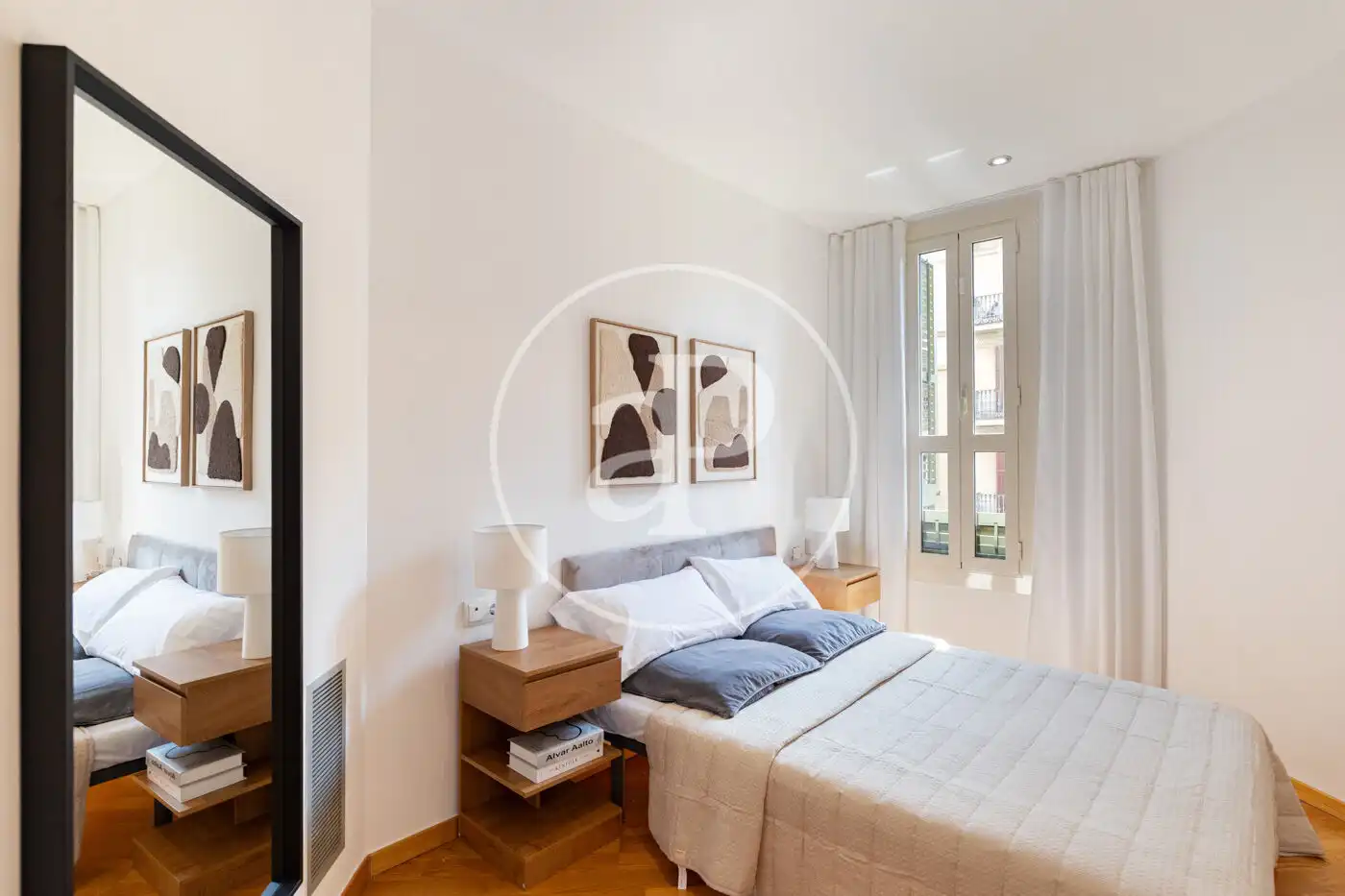 Habitación de Piso en venta en Barcelona con Aire acondicionado, Calefacción y Balcón