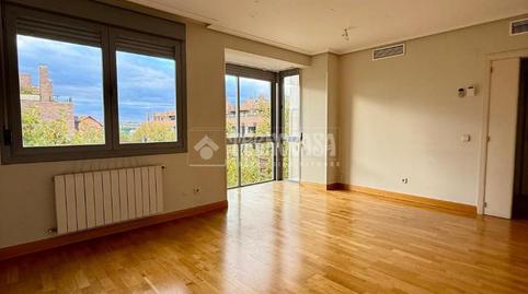Foto 2 de Piso en venta en Corralejos - Campo de las Naciones, Madrid