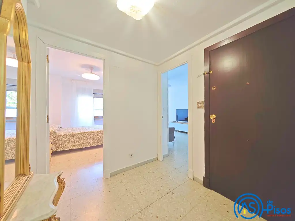Flat for rent in Calle de Felisa Galé, 2, La Jota