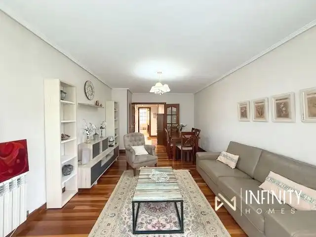Living room of Flat for rent in Getxo   with Heating