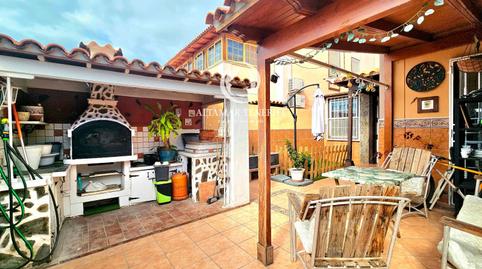 Foto 3 de Casa adosada en venda a Zodiaco, Las Rosas, Santa Cruz de Tenerife