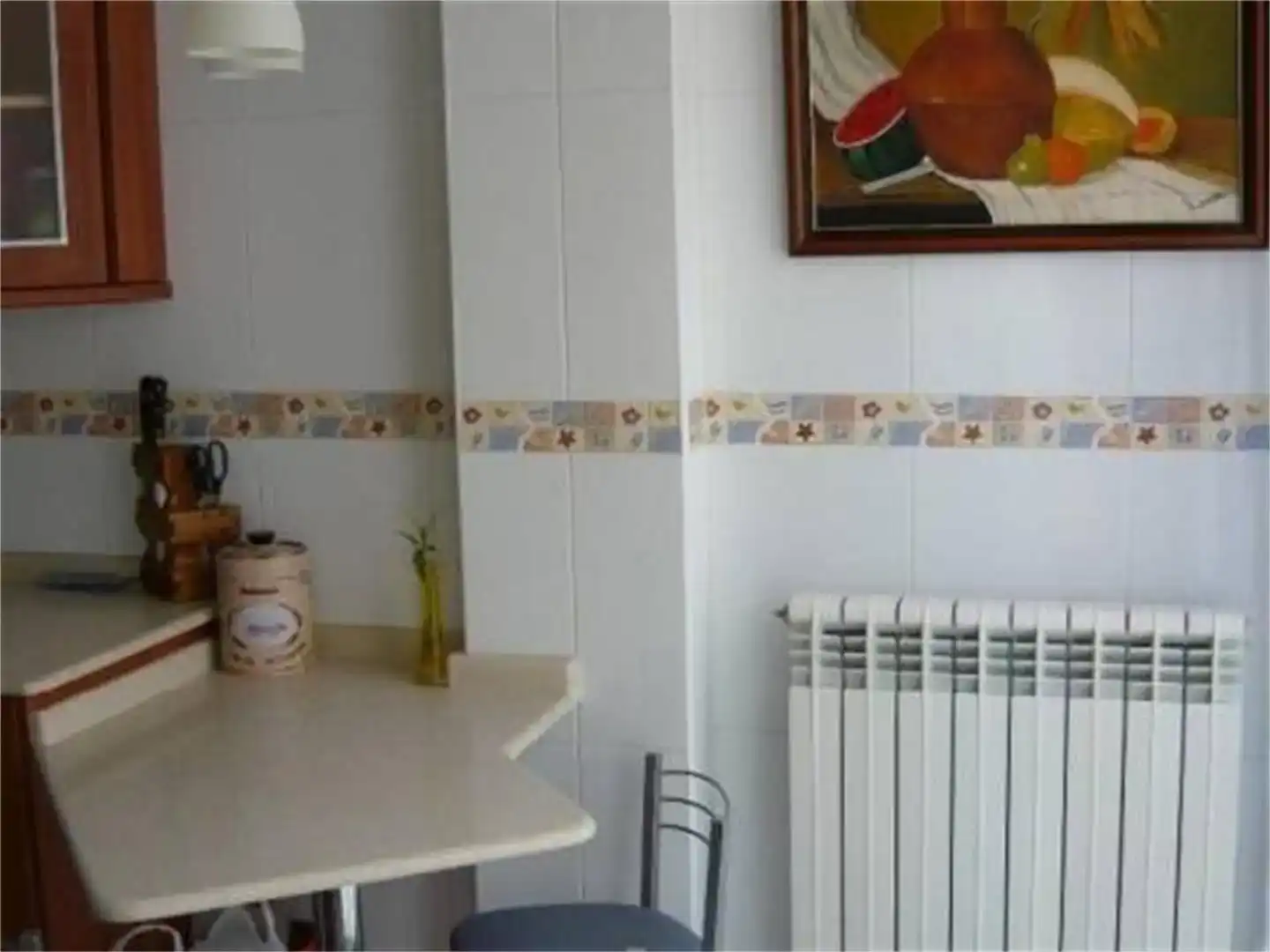 Cuina de Pis per a compartir en Derio amb Parquet, Moblat i Forn