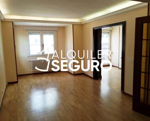 Sala d'estar de Pis de lloguer en Valladolid Capital amb Calefacció