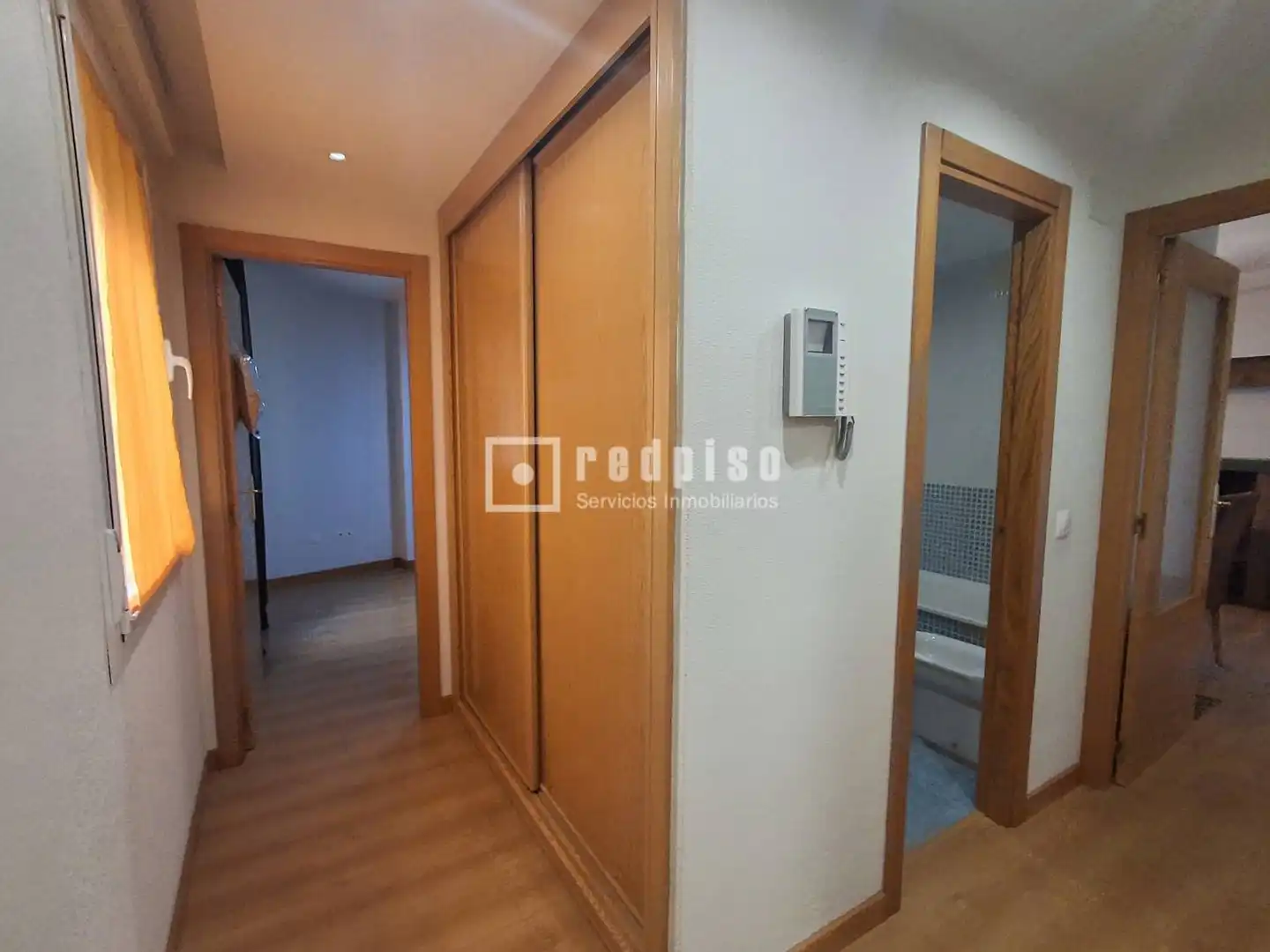 Habitación de Piso en venta en Huecas con Calefacción, Trastero y Amueblado